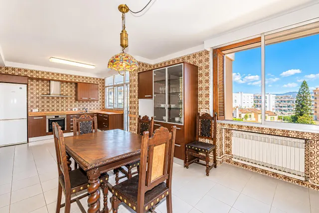 Exclusiva vivienda de alto standing con amplias terrazas, piscina y gran potencial en Son Dameto, Palma — 20