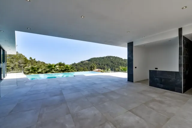 Impresionante villa moderna en una ubicación privilegiada con vistas al mar — 18