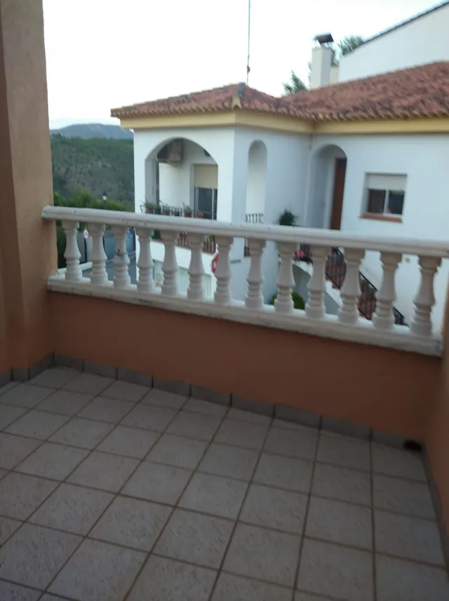 Casa en venta en Cofrentes — 12