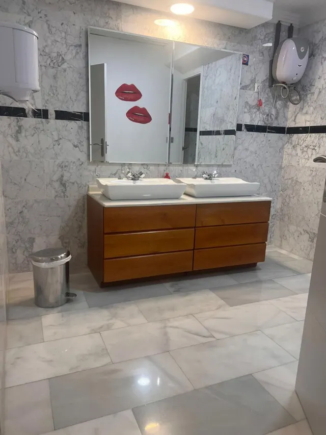 VENTA DE OFICINAS EN EL CORAZÓN DE LA CIUDAD — 17