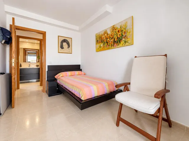 Ático con azotea privada en zona puerto — 18