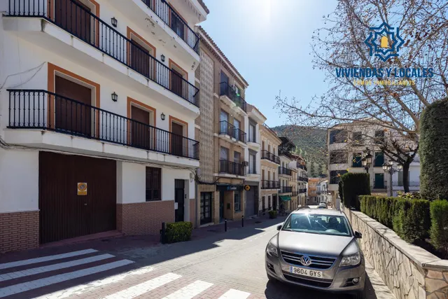 Estupendo dúplex para reformar a tu gusto en Algarinejo — 2