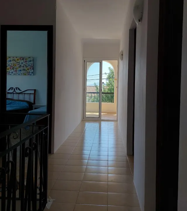 CASA CON LICENCIA TURISTICA 5 Hab — 34
