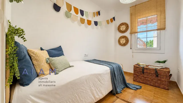Piso muy céntrico con 4 habitaciones — 23