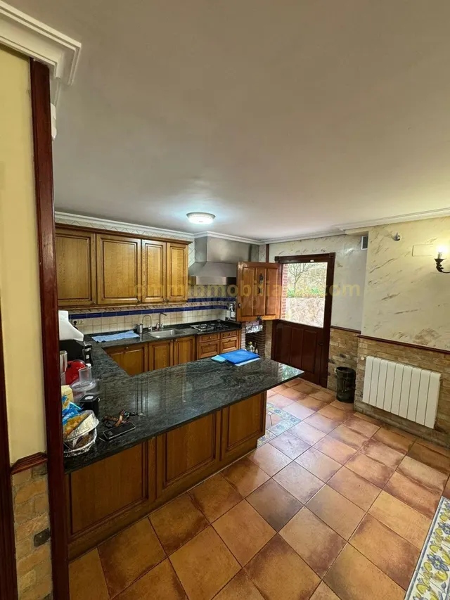 Chalet 7 habitaciones 630m² en venta - Centro — 47