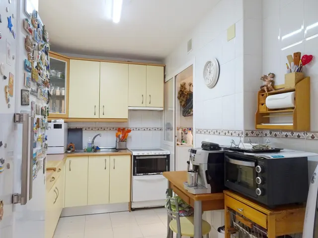 Piso de cuatro habitaciones en Teatinos — 11