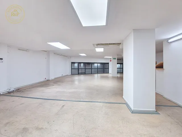 Nave industrial con despachos en venta en calle juan decon vado permanente vigente — 17