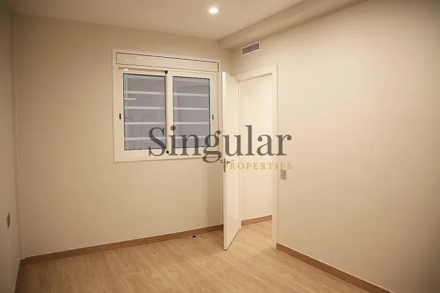 Planta baja con entrada independiente en pleno Sant Gervasi — 10