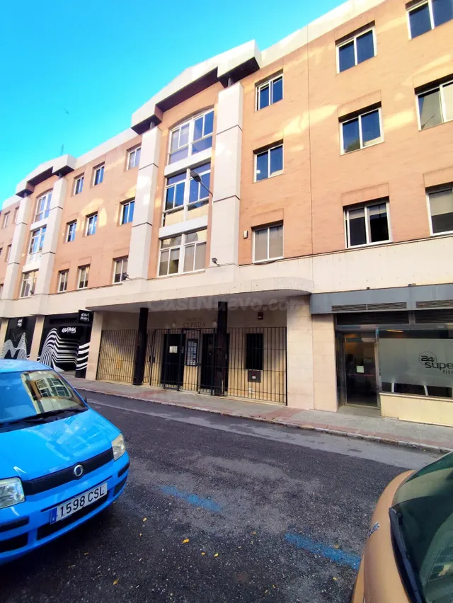 OPORTUNIDAD ÚNICA: Oficina de 65m2 con GARAGE en el Corazón  - foto 3