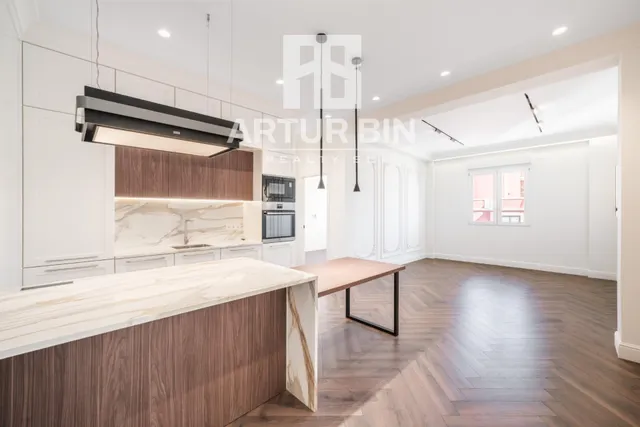 Piso 3 habitaciones 142m² en venta - Centro - Sant Francesc — 20