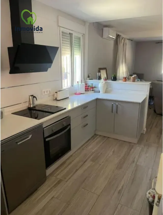 ¡Encantador Chalet con Piscina y Vistas en Cuevas Bajas!  NO HIPOTECABLE — 7