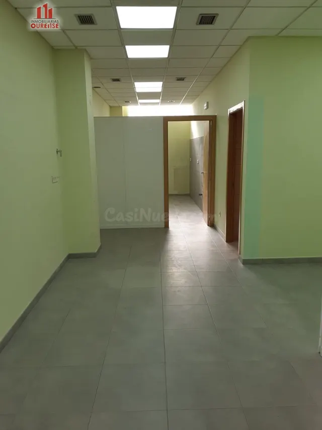 SE VENDE LOCAL EN LA ZONA DE MARIÑAMANSA - foto 2