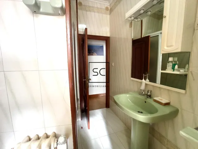 Piso con ascensor y trastero en el Centro, Ferrol — 25