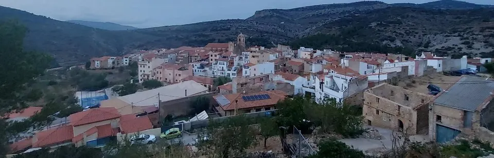 CASA EN SIERRA ENGARCERAN
