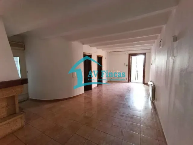 Venta de Piso en Calle Riu Del Nº 6 Pallejà (Barcelona) — 2