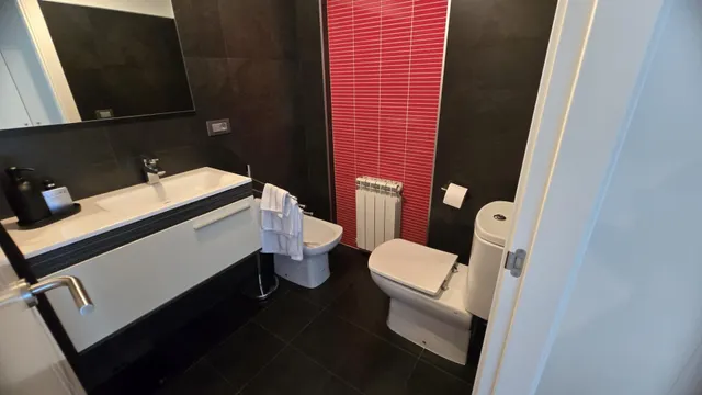 Piso con gran salón de 45 m2, garaje y trastero junto al Parque de Vioño — 31