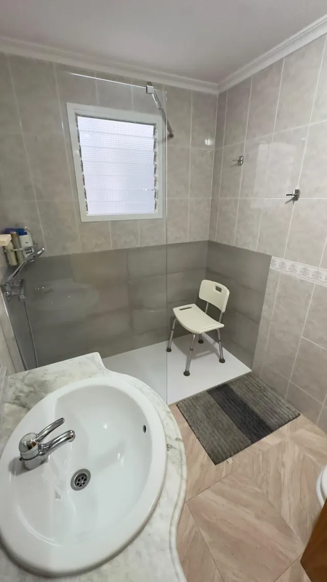 ¡alquiler larga temporada! apartamento 3 dormitorios en el centro de Torrevieja — 38