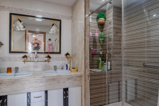 Casa en exclusiva en la zona del Patriarca — 23
