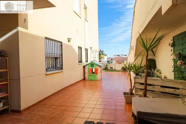 ESPECTACULAR VIVIENDA EN AVENIDA DEL RETAMAR, BENALMÁDENA — 25