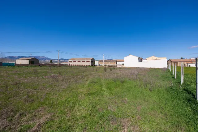 Solar Urbano en Fuente Vaqueros — 8