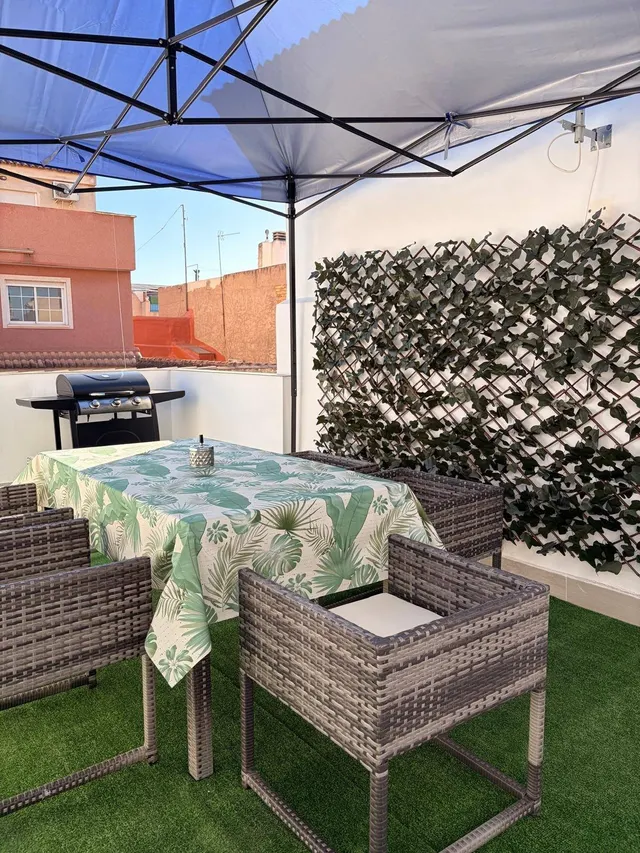 habitaciones EN ALQUILER DE TEMPORADA — 23