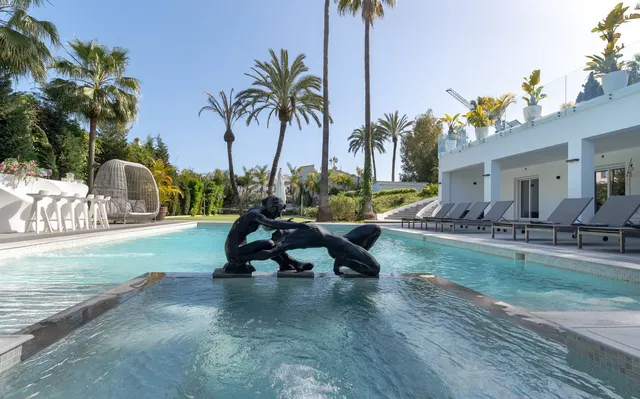 Chalet 6 habitaciones 750m² en venta - Costa Del Sol - foto 2