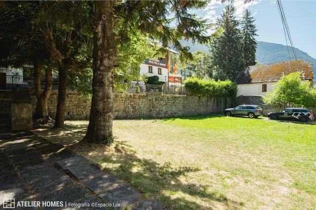 Villa histórica con 900 m2 de jardín en el corazón de Canfranc-Estación — 36