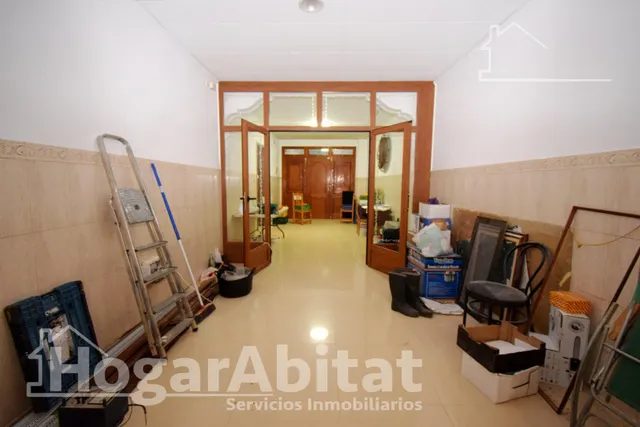 ESPACIOSA CASA CON TERRAZA Y GARAJE — 36
