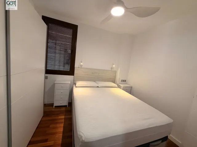 Acogedor Apartamento Reformado en el Corazón de Granada — 12