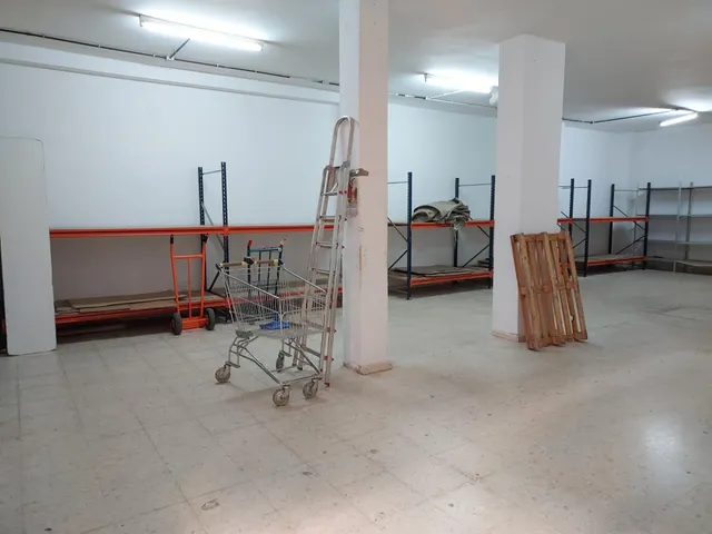 MIRAFLORES- HUERTA DE HIERRO- Local de 151 m2 — 4
