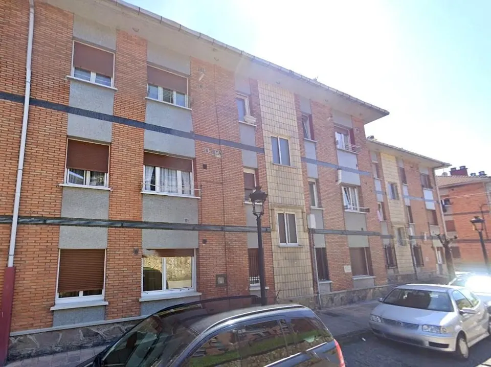 Venta de Piso en barrio Viviendas Proteg Tuilla Nº 11 Langreo (Asturias)