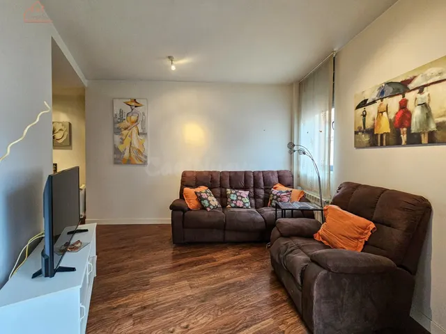 Inmueble en venta con terraza, plaza de garaje y trastero ju - foto 3