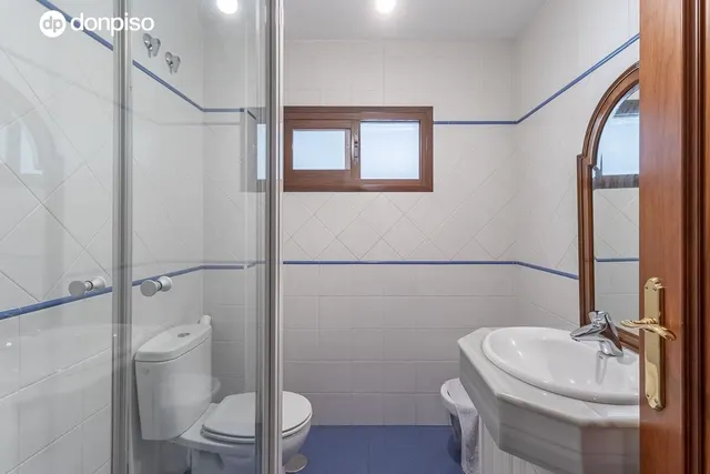 Chalet Exclusivo en Camino Bajo de Huétor — 23