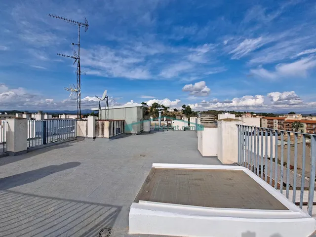 PISO DE 3 habitaciones CON TERRAZA, PISCINA Y GARAJE EN VILAMARXANT — 30