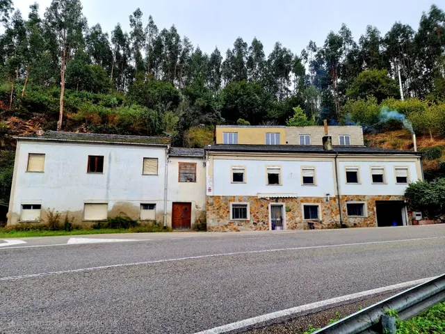 SE VENDE CASA CON FINCA EN EL PUEBLO DE REME (RIBADEO) - foto 3
