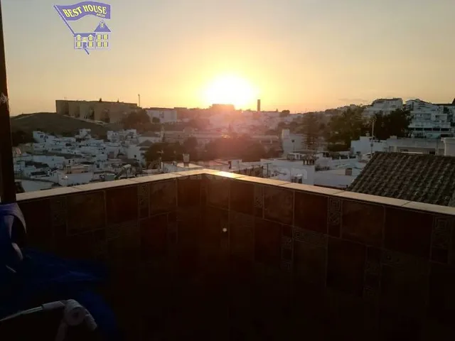 SE VENDE CASA ADOSADA EN LAS CANTERAS - foto 5