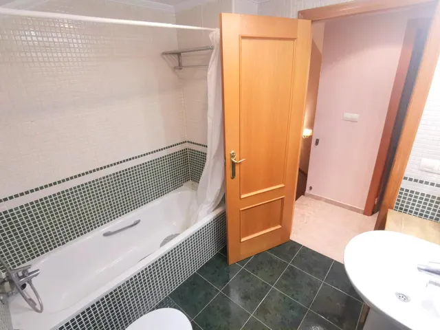 ¡ALQUILER EXCLUSIVO! CASA DÚPLEX EN ZONA RESIDENCIAL EN LA PLAYA DE MALVARROSA DE CORINTO, SAGUNTO! — 34