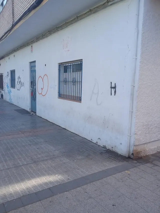 Local comercial Avd. Ciudad de Almería, MURCIA — 5