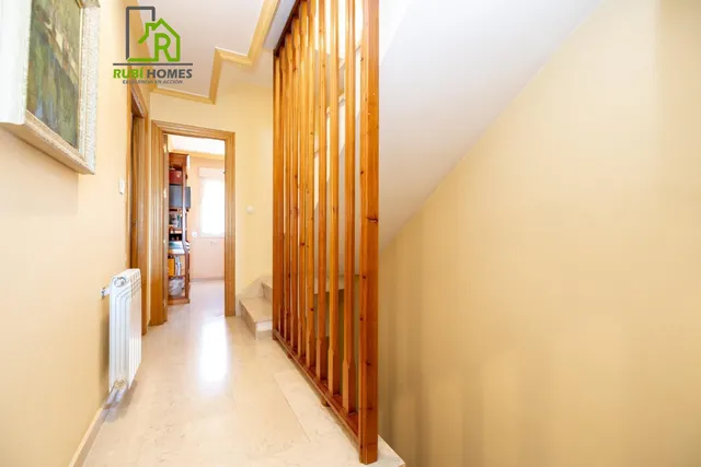 En venta casa unifamiliar en recinto cerrado en Granada capital — 16