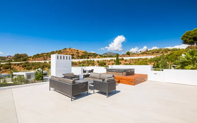 Chalet 7 habitaciones 913m² en venta - Marbella — 35
