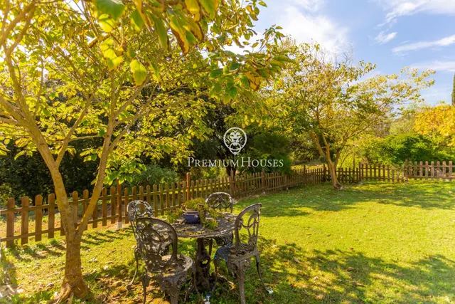 Exclusiva casa en Vallromanes. Naturaleza, privacidad y vistas panorámicas. — 27