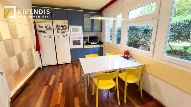 CASA EN VENTA - CIUTAT JARDÍ — 10