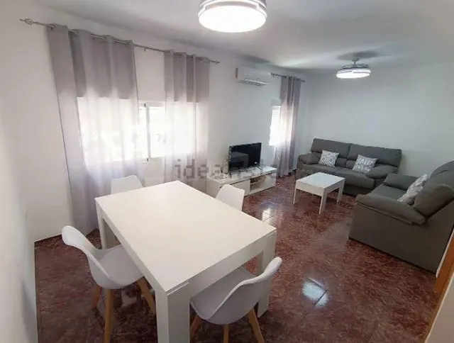 *SE ALQUILA PISO EN CALLE NAVARRA IDEAL PARA ESTUDIANTES* - foto 4