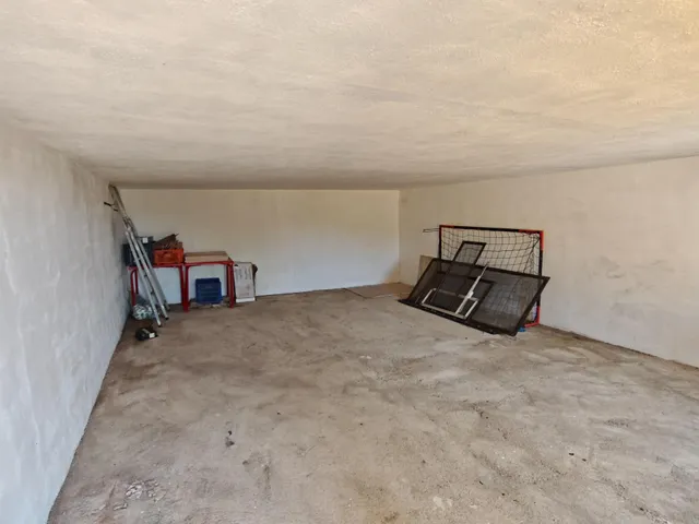 Chalet con piscina — 34