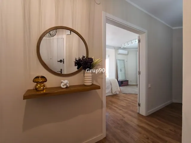 PISO DE 111 M2 TOTALMENTE REFORMADO CON 2 BALCONES JUNTO AL PASSEIG DE RONDA — 25