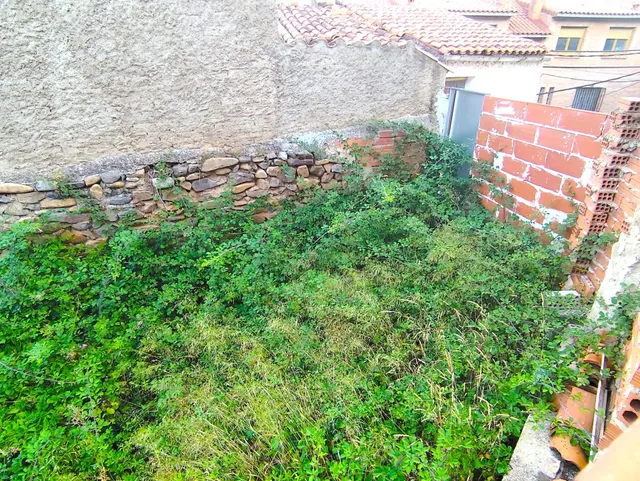Solar urbano en venta en Alcalá de Moncayo — 17