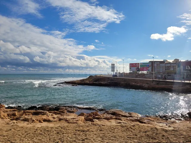 Estupendo estudio en primera linea Playa De Los Locos - foto 5