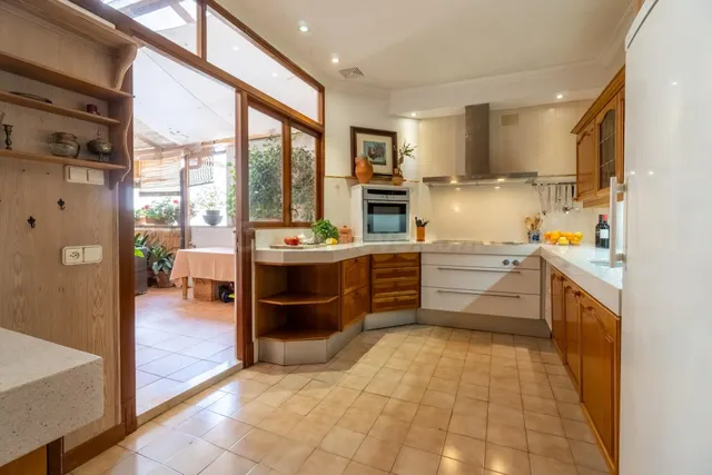 Amplio piso de tres habitaciones en el centro de Palma - foto 4