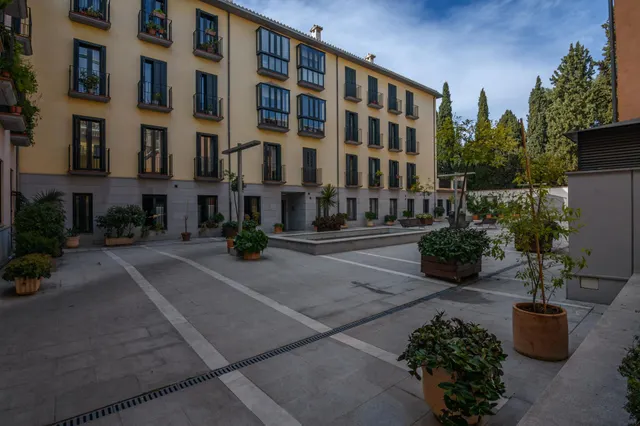 Piso 2 habitaciones 83m² en alquiler - Gran via — 17