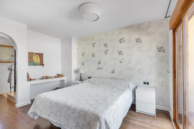 Dúplex reformado en Los Balcones: sol, comodidad y ubicación estratégica — 26